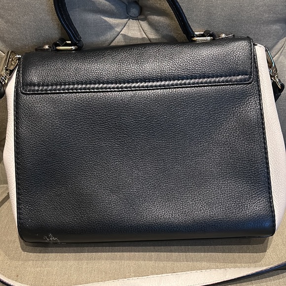 Black and White Kate Spade Bag - Picture 4 of 11